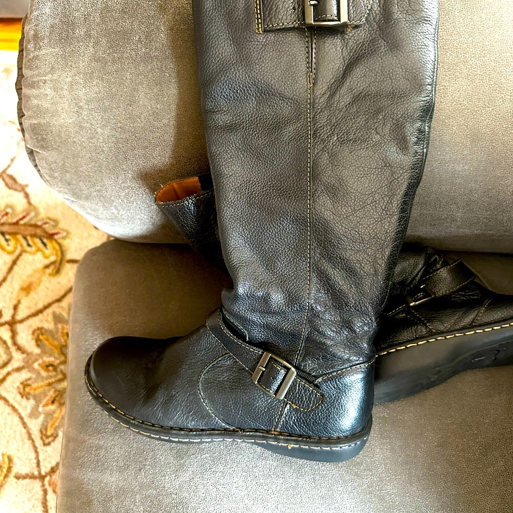 Black boots